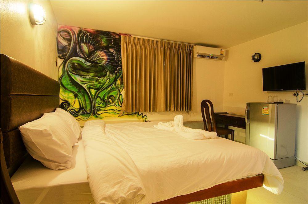 Khunsri Resort Art Boutique Hotel Паттая Екстер'єр фото