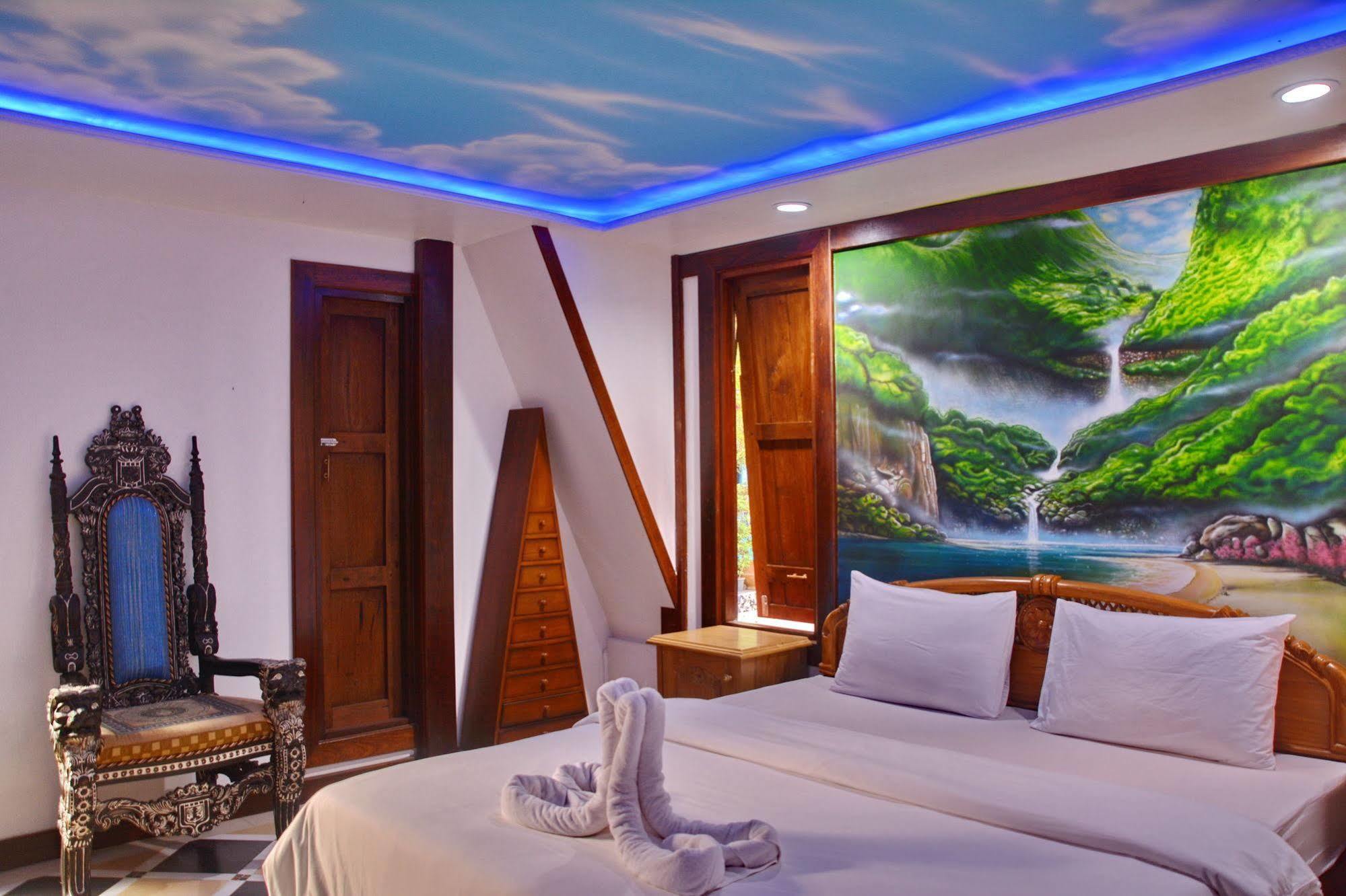 Khunsri Resort Art Boutique Hotel Паттая Екстер'єр фото
