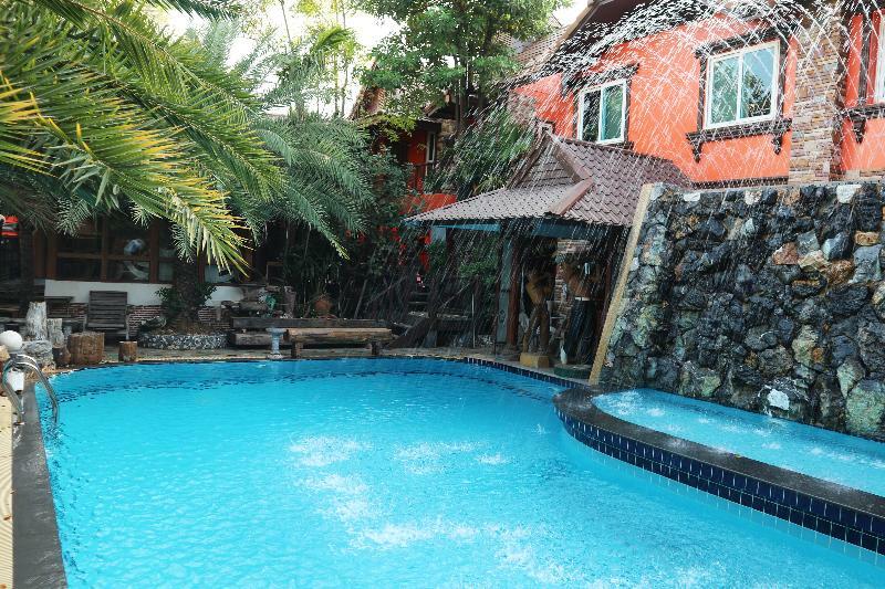 Khunsri Resort Art Boutique Hotel Паттая Екстер'єр фото