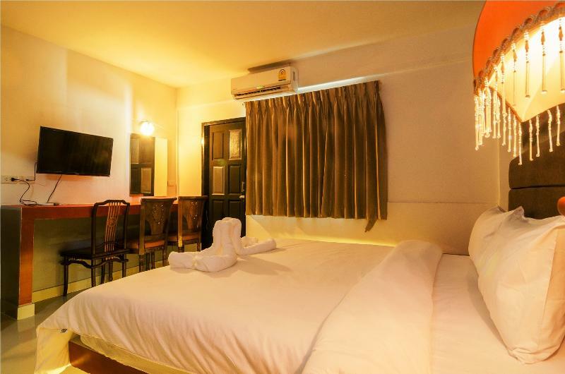 Khunsri Resort Art Boutique Hotel Паттая Екстер'єр фото